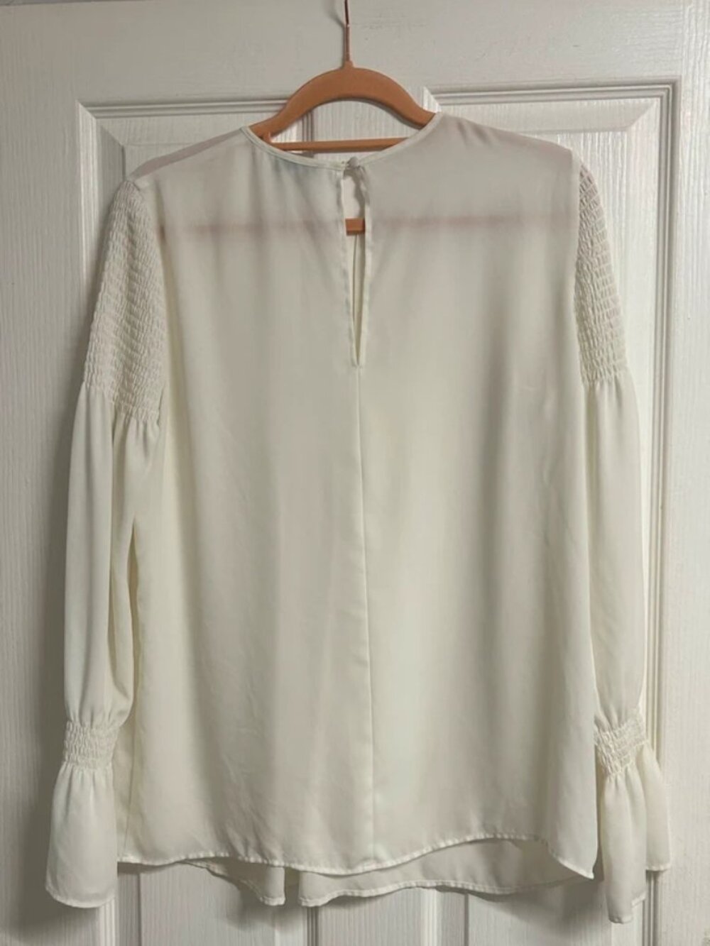 Womens Warehouse White Flowy Blouse Smocked Balloon Long Sleeve - Picture 2 of 5